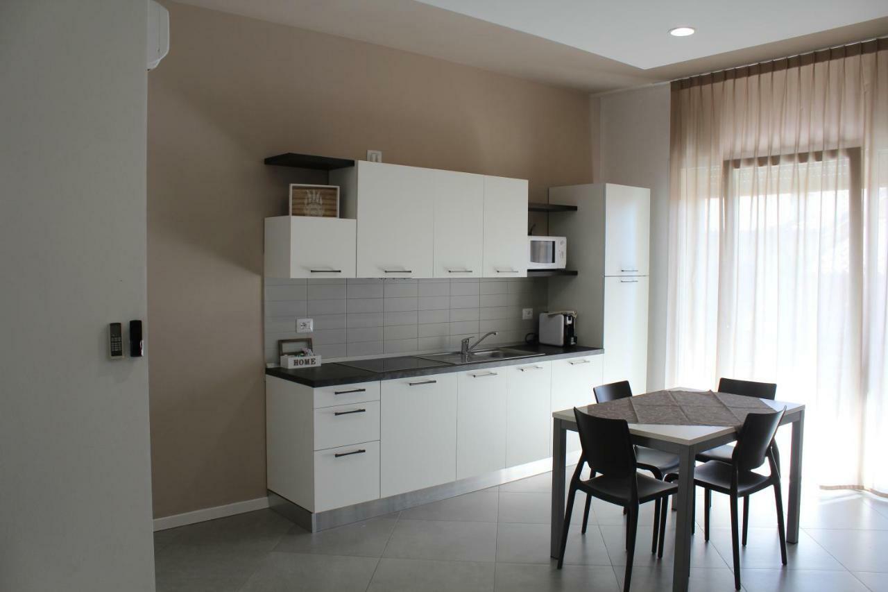 Residenza Sante Aparthotel Lazise Eksteriør bilde